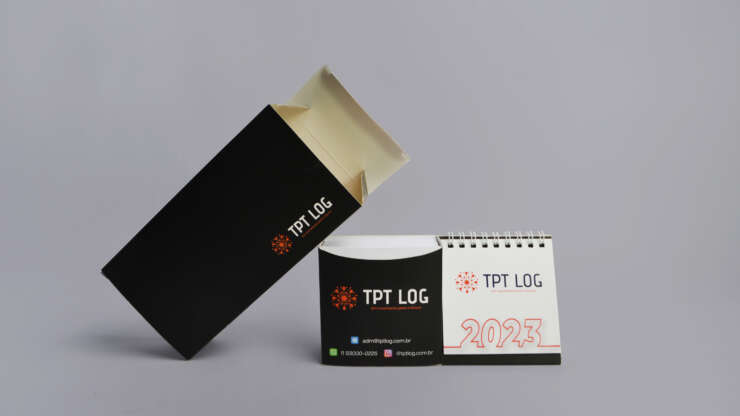 Calendários como brindes sazonais de alto impacto