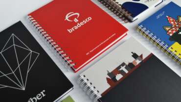 Como preparar kits corporativos para o início de 2026