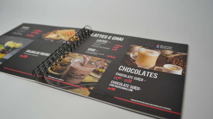 Cardápio impresso ainda funciona em 2026? Quando ele faz diferença